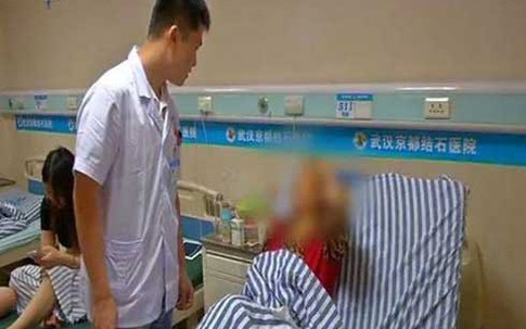 Tưởng không ăn thịt sẽ tốt cho sức khỏe, người phụ nữ phải trả giá đắt