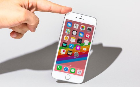 Kiểm tra ngay iPhone 8 để được sửa lỗi bo mạch miễn phí