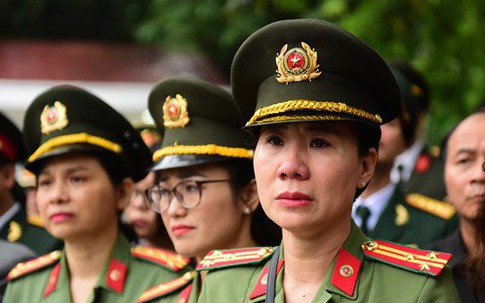 Xúc động hình ảnh người dân Hà Nội tiễn biệt Chủ tịch nước