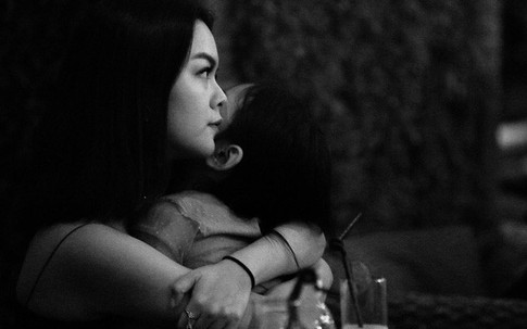 Phạm Quỳnh Anh trải lòng sau tin đồn ly hôn: 'Hà Nội đêm qua mưa cả bên ngoài lẫn bên trong'