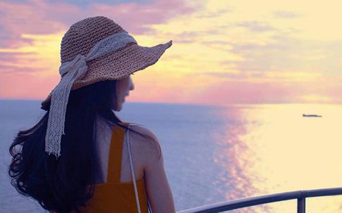 Cú tông xe vì ghen khiến nữ tiếp viên suýt phá tan gia đình