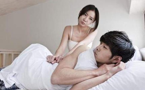 Vật vã vì chồng không có ham mê chuyện ấy sau khi vợ sinh con