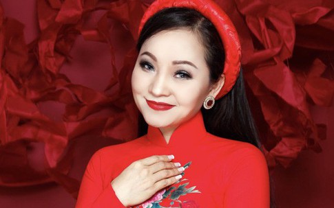 Mỹ nhân tự nhiên hát nhạc Bolero vì "thích thì hát thôi"