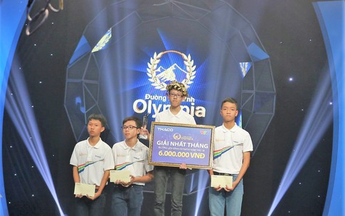 TH School: Vòng nguyệt quế Olimpia đầu tiên