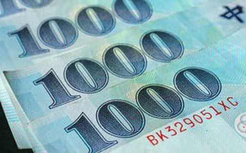 Mẹ kiện con ra tòa đòi tiền nuôi dưỡng