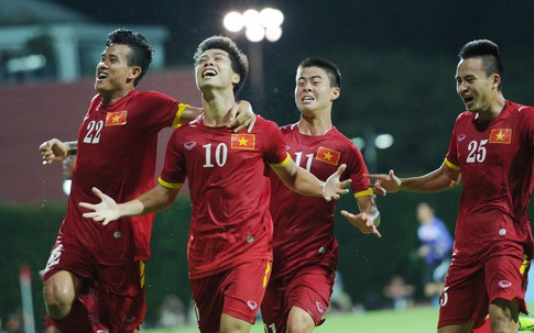 Thủ tướng Nguyễn Xuân Phúc chúc mừng đội tuyển U23 Việt Nam