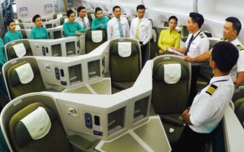 Cục Hàng không VN lên tiếng vụ hàng chục phi công Vietnam Airlines xin nghỉ việc và đòi khởi kiện