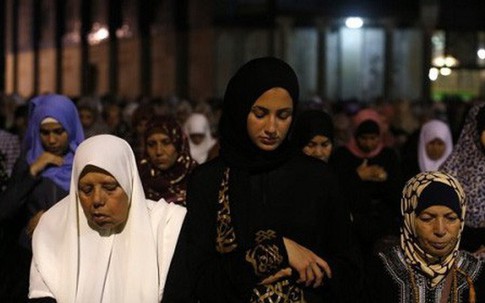 Những nguyên nhân đau lòng khiến phụ nữ Iraq hiếm khi tới xem một trận bóng đá