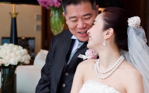 Cuộc sống viên mãn của hoa đán Lê Tư bên “ông xã” tật nguyền