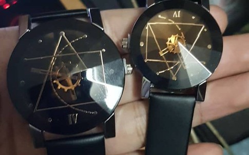 Tin vào lời sale sập sàn gần Tết, thanh niên mua đồng hồ đeo tay chưa xài đã... rớt kim