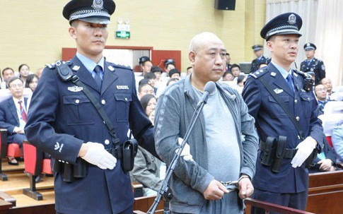 Ác nhân cưỡng hiếp và giết hại 11 phụ nữ trẻ chính thức bị tử hình hôm nay, kết thúc vụ án ám ảnh suốt 3 thập kỉ