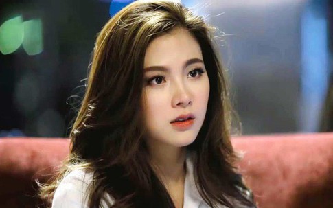 Có thai 6 tháng nhưng bụng chị dâu rất kỳ quái, khi vô tình nhìn thấy vạt áo của chị bị tốc lên, em sốc không nói thành lời