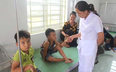 Hải Dương: Nhiều học sinh tiểu học nhập viện chưa rõ nguyên nhân