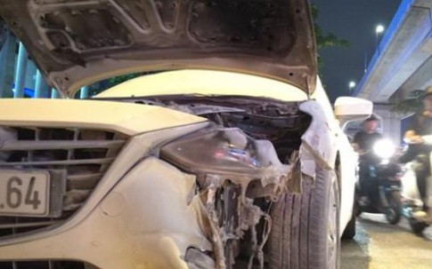 Một xe ô tô bất ngờ bốc cháy trên phố Hà Nội: Kỹ sư Lê Văn Tạch chỉ ra những nguyên nhân bất ngờ