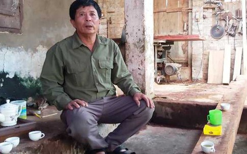 Những người cha nghèo ở Nghệ An như ngồi trên đống lửa khi mất liên lạc với con mình tại nước Anh