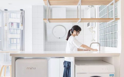 Ngôi nhà vỏn vẹn 30m² vẫn có đủ nhà bếp, phòng ăn, phòng tắm với lối thiết kế vô cùng thông minh