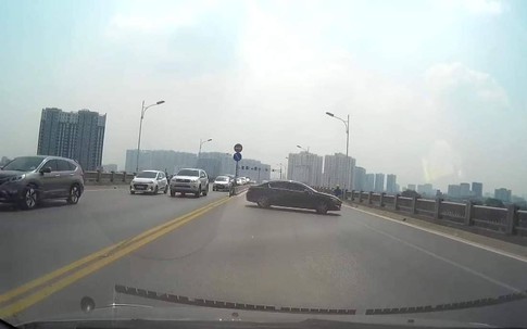 Hà Nội: Xác định danh tính nữ tài xế ô tô PEUGEOT quay đầu xe trên cầu Vĩnh Tuy