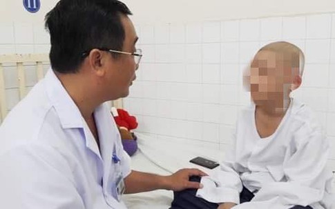 5 bé gái được phát hiện ung thư buồng trứng khi vẫn mặc đồng phục tới trường: Thương và ám ảnh vô cùng