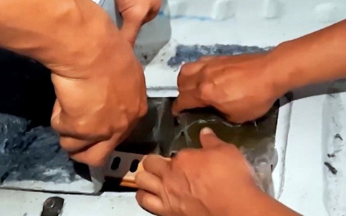 220 bánh heroin giấu trong khoang bí mật xe ôtô