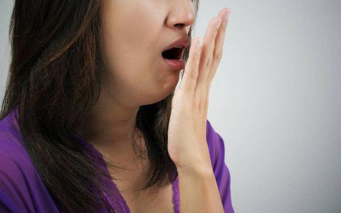 Nếu cơ thể xuất hiện “3 màu đen, 2 mùi hôi”, bạn nên đi kiểm tra gan ngay lập tức