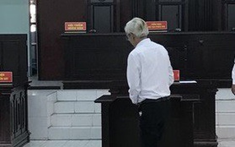 Thầy giáo dâm ô bất ngờ nhồi máu cơ tim