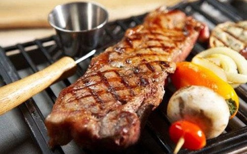 Thịt bò ăn kiểu này độc vô cùng, biết mà tránh kẻo "hối không kịp"