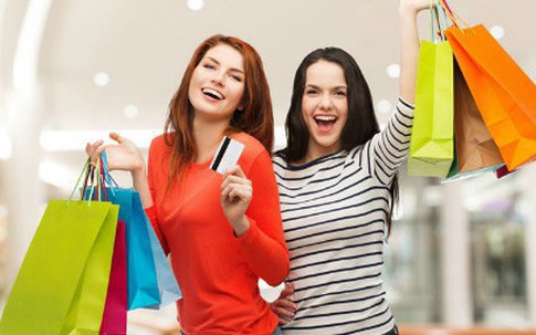 7 kiểu tiêu tiền khiến bạn nghèo suốt đời mà người giàu không bao giờ phạm phải nhưng người nghèo rất hay "dính"
