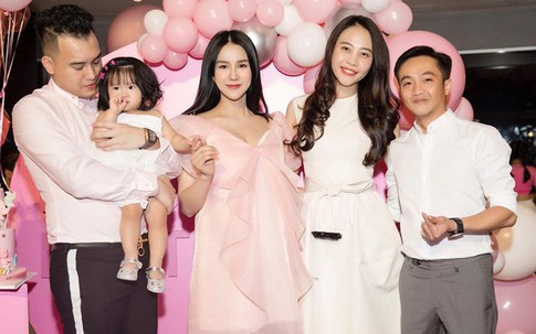 Mới sinh con được đúng 1 ngày, Diệp Lâm Anh đã ăn diện lộng lẫy, mở tiệc sinh nhật con gái khiến ai cũng ngạc nhiên