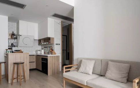 Căn hộ 60m² "ghi điểm" nhờ cách decor khéo léo, tinh tế, hướng ra thiên nhiên xanh tươi bên ngoài của nữ chủ nhân