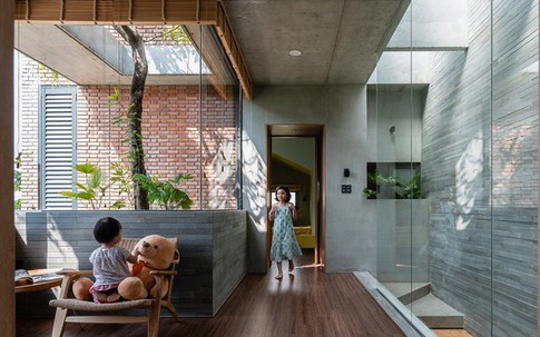 Bố xây nhà cho con 'thô mộc nhất có thể'