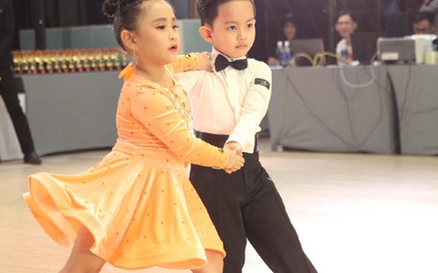 Con trai 4 tuổi của Khánh Thi lập kỳ tích khiêu vũ thể thao thể hiện tố chất con nhà nòi khiến fan kinh ngạc