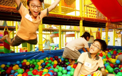 Sau vụ bé trai tử vong vì mắc đầu vào cầu trượt, ông bố 2 con bủn rủn nhớ lại lần "chết hụt" của con ở khu vui chơi