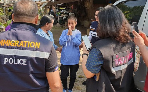 Người phụ nữ Thái Lan đi gặp con trai rồi mất tích, 8 tháng sau bà bỗng xuất hiện khi đang đi lạc ở... Trung Quốc
