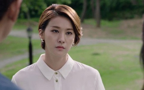 Biết chồng ngoại tình với cô bạn thân, tôi mời cả hội đến nhà chơi rồi có hành động khiến ả tình nhân xanh mặt