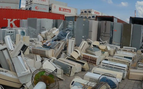 Bỏ 4 triệu mua nồi cơm điện Nhật cũ: Chồng 'cuồng' hàng bãi, vợ phát hãi