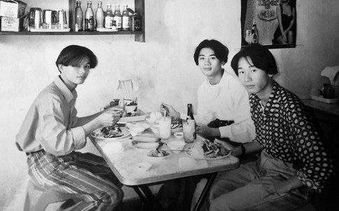 Lâm Khánh Chi khoe ảnh hiếm năm 14 tuổi chụp cùng mối tình đầu