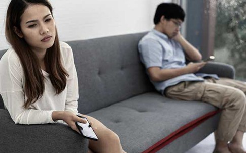 Biết chồng cầm sổ đỏ để có tiền đưa cho nhân tình, tôi vẫn im lặng coi như là khoản đầu tư sinh lời