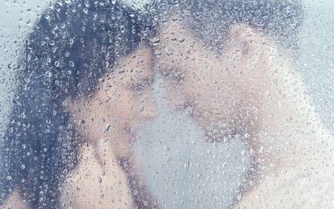 Những kiểu 'yêu' khiến nam giới phải 'phát điên' vì bạn nhưng luôn ngại nói ra