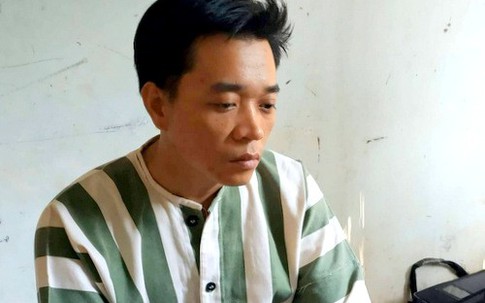 Gã đàn ông chở người yêu đi tâm sự rồi cướp điện thoại