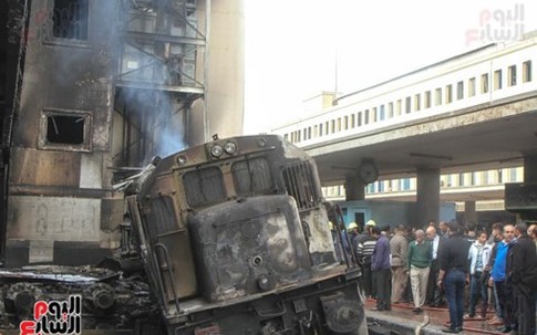 Vụ tai nạn tàu hỏa ở Ai Cập: 6 người bị bắt tạm giam