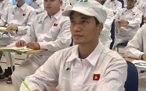 Lệ Rơi, Bà Tưng, Tùng Sơn: Kẻ làm công nhân, người bán hàng online…