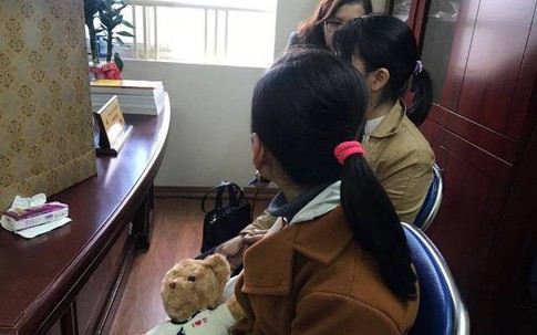 Đề nghị bắt giam đối tượng xâm hại bé gái 9 tuổi trong vườn chuối ở Hà Nội