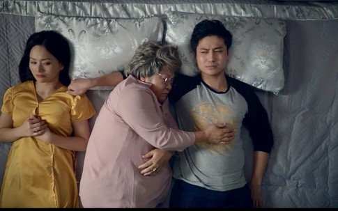 Hết mẹ chồng Lan Hương lại đến bà nội Minh Vượng đòi ngủ chung với vợ chồng cháu trai mới cưới