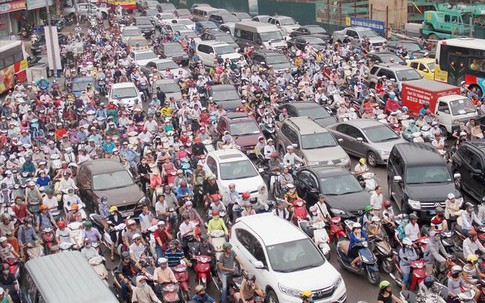 Hà Nội: Không tuỳ tiện cấm xe máy, hạn chế ô tô cá nhân