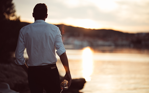 Vợ phản bội tôi vì tôi không lãng mạn