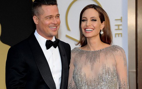 Trước tin đồn kéo dài thời gian ly hôn vì muốn trở về bên Brad Pitt, Angelina Jolie có động thái đáp trả cực bất ngờ