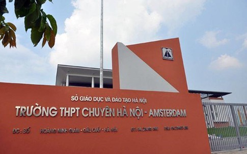 Học bạ toàn điểm 10 mới được thi THCS chuyên Hà Nội - Amsterdam?
