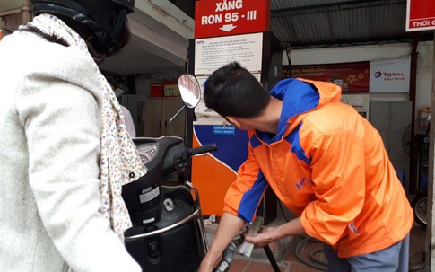 Hôm nay, giá xăng dầu tăng mạnh lần thứ 2 liên tiếp