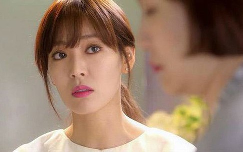 Bị bắt rửa cả chục mâm bát trong ngày đầy tháng con, nàng dâu có ngay hành động khiến mẹ chồng 'đứng hình'