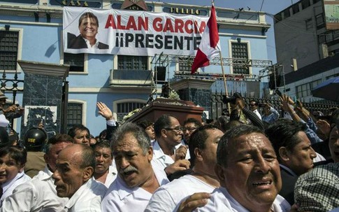 Cựu tổng thống Peru để lại thư tuyệt mệnh hé lộ nguyên nhân tự sát